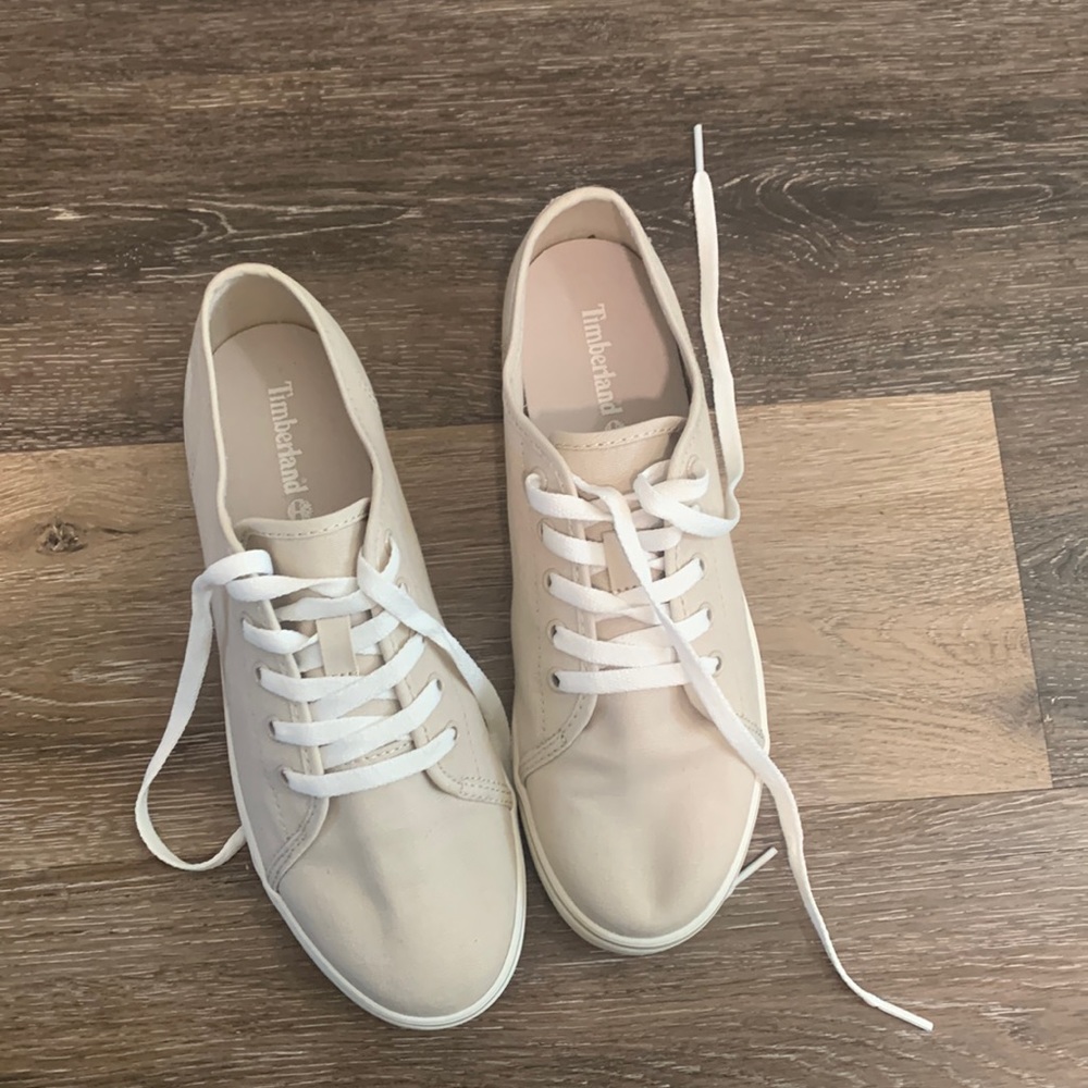 Timberland Shoes - Picture 2 of 6